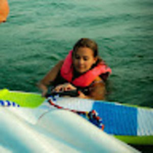 Meet your Posher, Lucy